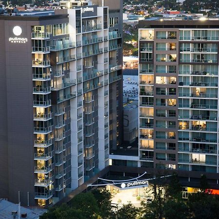 Pullman Adelaide Hotel Екстериор снимка Pullman Perth Waterfront