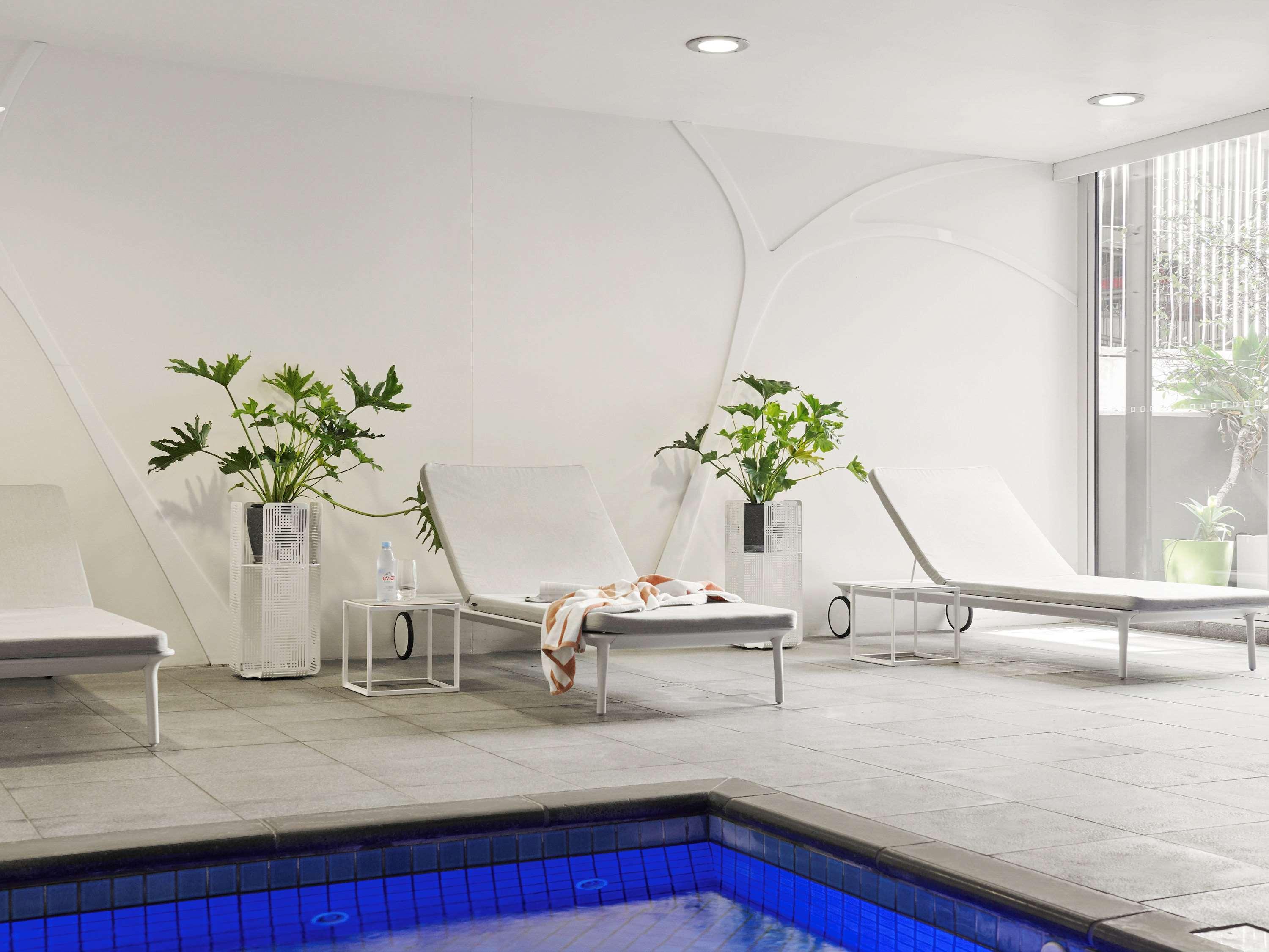 Pullman Adelaide Hotel Екстериор снимка The spa at The Ivy Spa