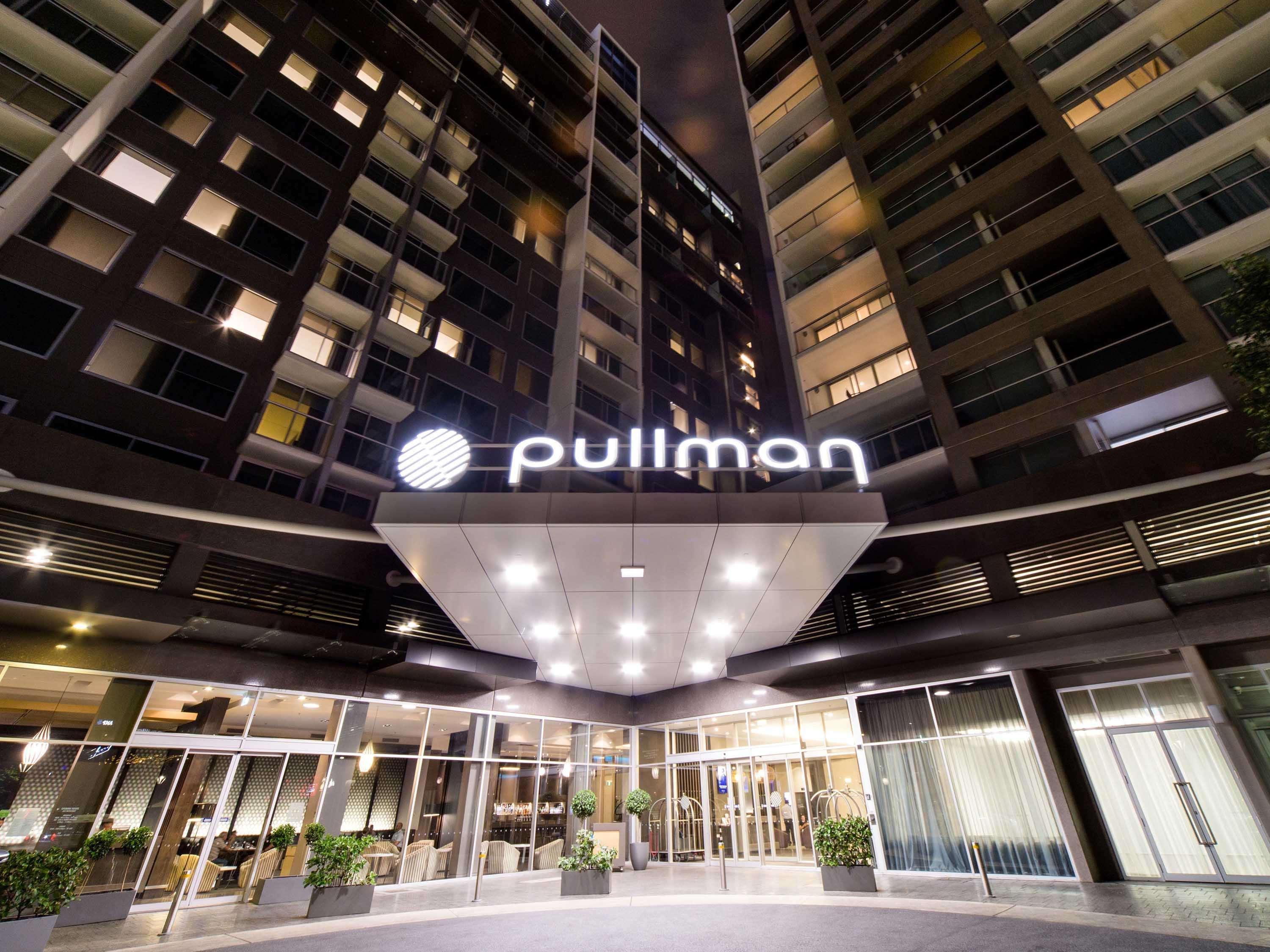Pullman Adelaide Hotel Екстериор снимка Pullman London St Pancras
