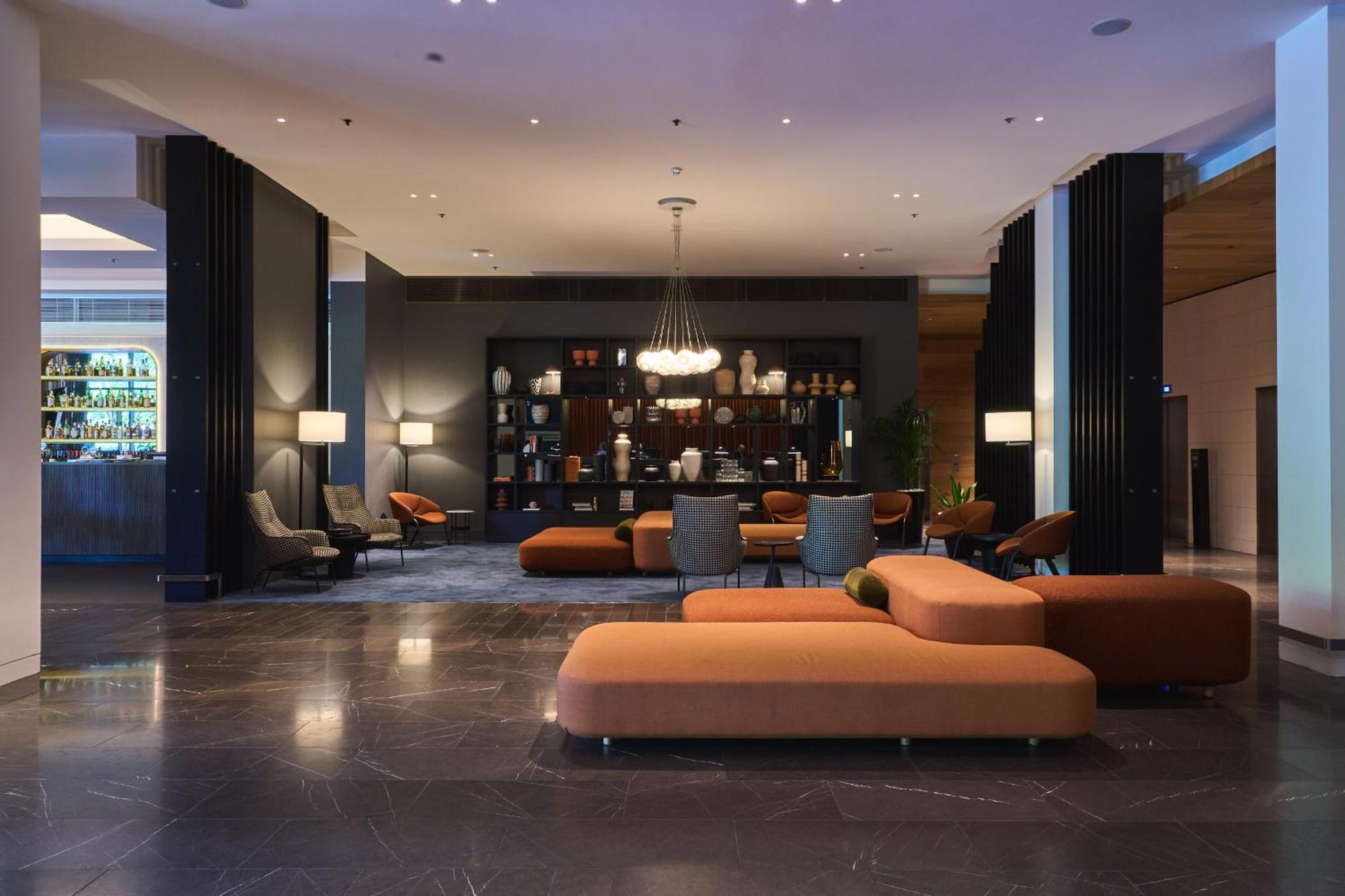 Pullman Adelaide Hotel Екстериор снимка Lobby
